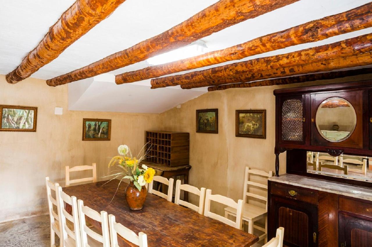 Apartamentos Casa Samper Santa Eulalia de Gallego Luaran gambar