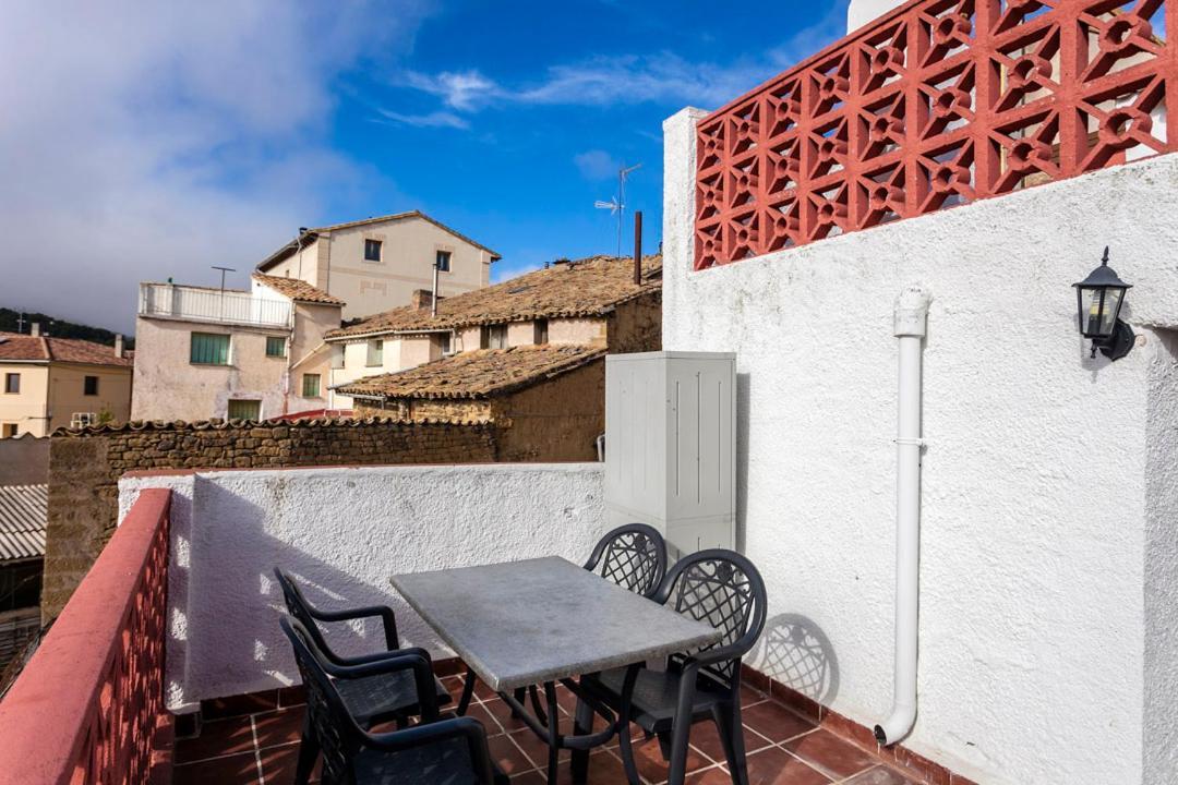 Apartamentos Casa Samper Santa Eulalia de Gallego Bilik gambar