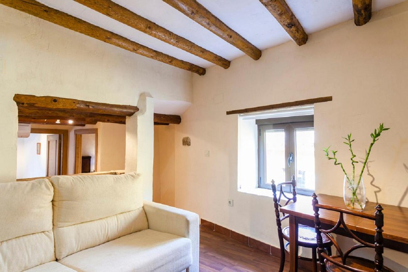 Apartamentos Casa Samper Santa Eulalia de Gallego Bilik gambar