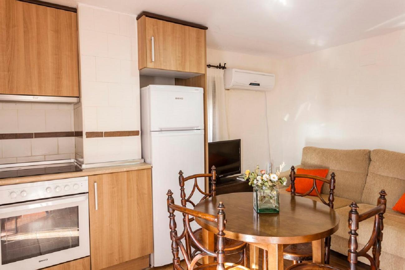 Apartamentos Casa Samper Santa Eulalia de Gallego Bilik gambar