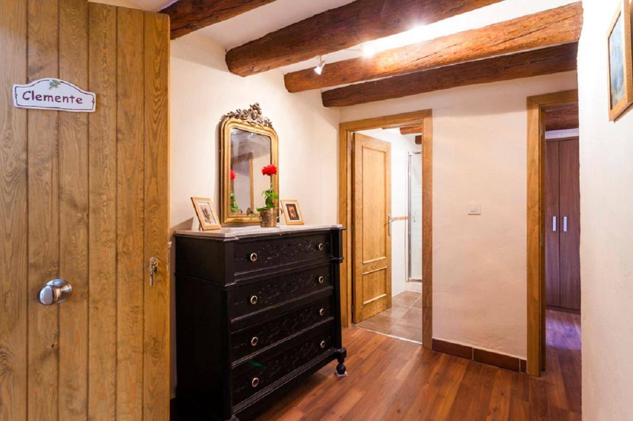 Apartamentos Casa Samper Santa Eulalia de Gallego Bilik gambar