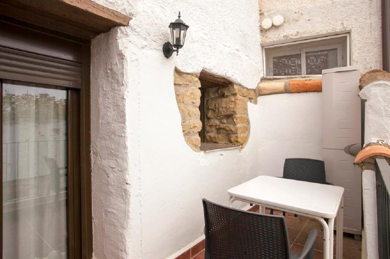 Apartamentos Casa Samper Santa Eulalia de Gallego Bilik gambar