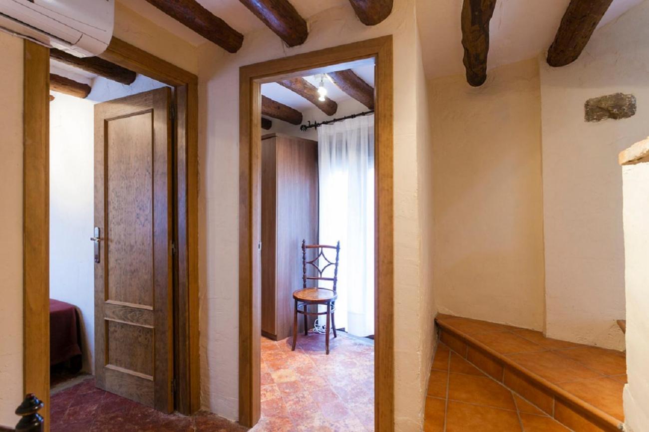 Apartamentos Casa Samper Santa Eulalia de Gallego Bilik gambar