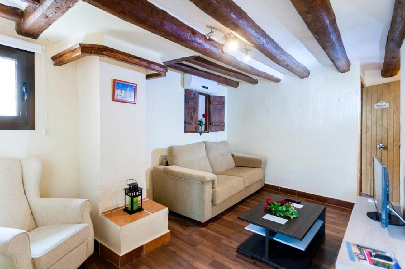 Apartamentos Casa Samper Santa Eulalia de Gallego Bilik gambar