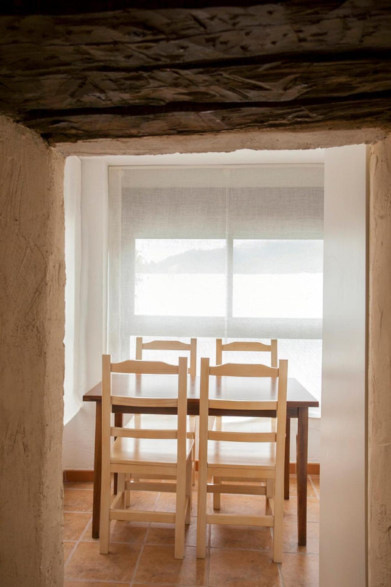 Apartamentos Casa Samper Santa Eulalia de Gallego Bilik gambar