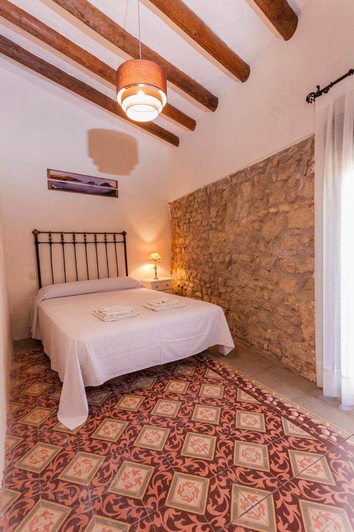 Apartamentos Casa Samper Santa Eulalia de Gallego Bilik gambar